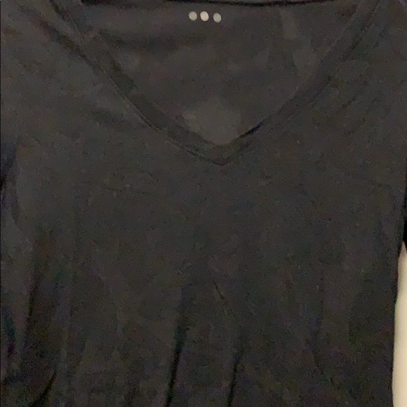 Three Dots Long sleeve fitted v neck - Picture 2 of 4